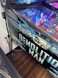 Williams Demolition Man Pinball Machine