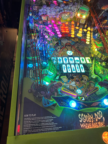 Image of Spooky Pinball Scooby-Doo Collectors Edition Pinball Machine