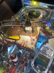 Stern Pinball Jaws Premium Pinball Machine READY TO SHIP