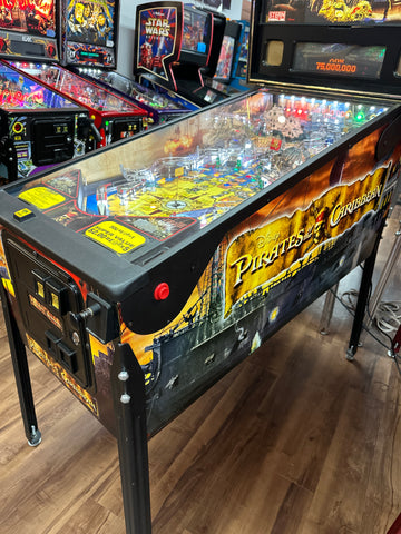 Image of Stern Pinball Pirates of the Caribbean Pinball Machine