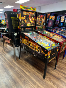 Stern Pinball Pirates of the Caribbean Pinball Machine