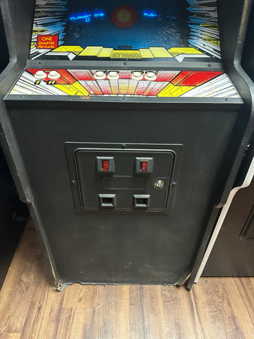 Image of Cinematronics Star Castle Arcade Game