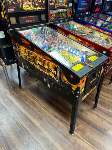 Image of Stern Pinball Pirates of the Caribbean Pinball Machine