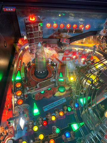 Image of Stern Pinball James Bond 007 Pro Pinball Machine