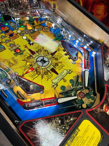 Image of Stern Pinball Pirates of the Caribbean Pinball Machine