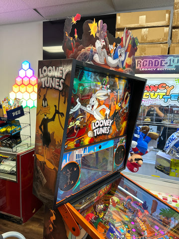 Image of Spooky Pinball Looney Tunes Collectors Edition Pinball Machine