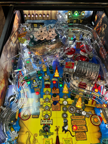 Image of Stern Pinball Pirates of the Caribbean Pinball Machine