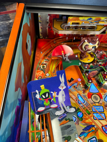 Image of Spooky Pinball Looney Tunes Collectors Edition Pinball Machine