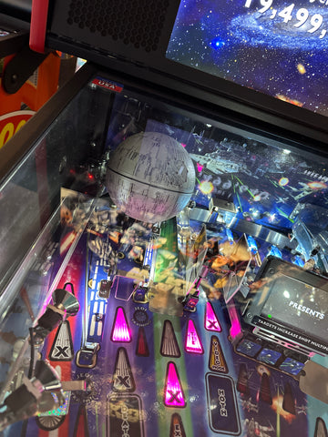 Image of Stern Pinball Star Wars Pro Pinball Machine