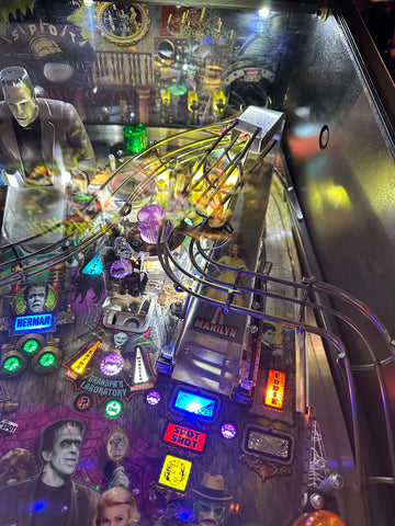 Image of Stern Pinball The Munsters Pro Pinball Machine