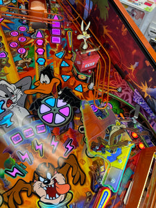 Spooky Pinball Looney Tunes Collectors Edition Pinball Machine