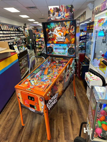 Image of Spooky Pinball Looney Tunes Collectors Edition Pinball Machine