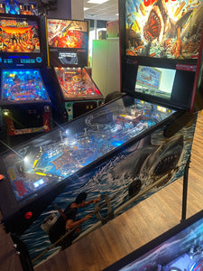 Stern Pinball Jaws Premium Pinball Machine READY TO SHIP