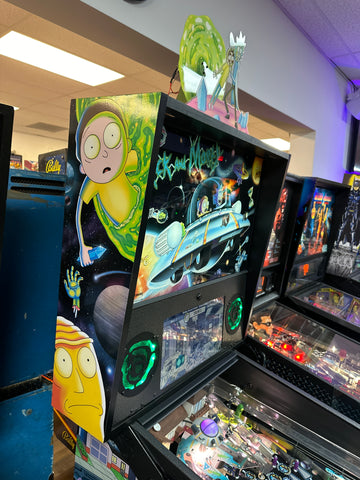 Image of Spooky Pinball Rick and Morty Standard Pinball Machine