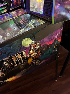 Stern Pinball The Munsters Pro Pinball Machine