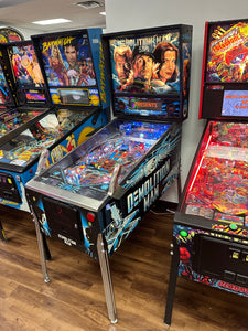 Williams Demolition Man Pinball Machine