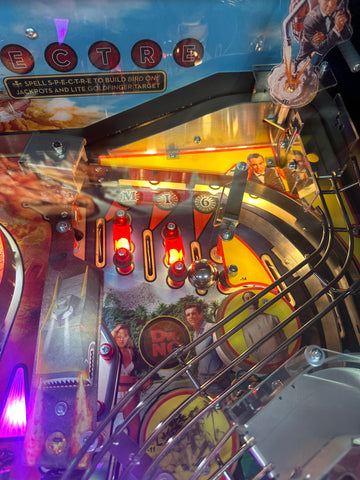 Image of Stern Pinball James Bond 007 Pro Pinball Machine