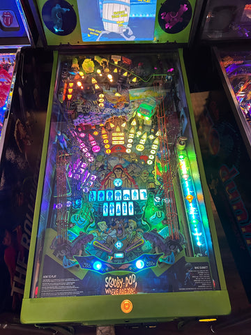 Image of Spooky Pinball Scooby-Doo Collectors Edition Pinball Machine