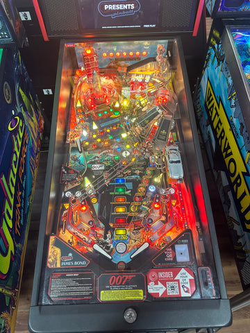 Image of Stern Pinball James Bond 007 Pro Pinball Machine