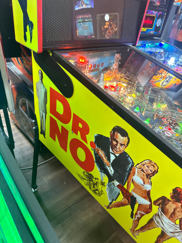 Image of Stern Pinball James Bond 007 Pro Pinball Machine